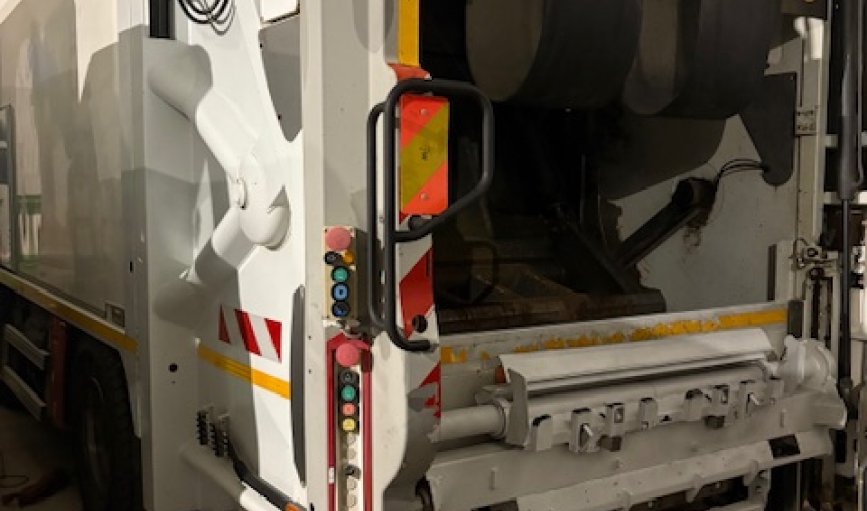 Vehicle Detail Slide Image