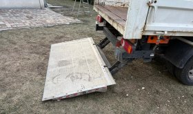 Vehicle Detail Slide Image